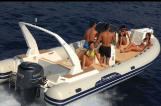  paseo en el mar con amigos Alta Córcega